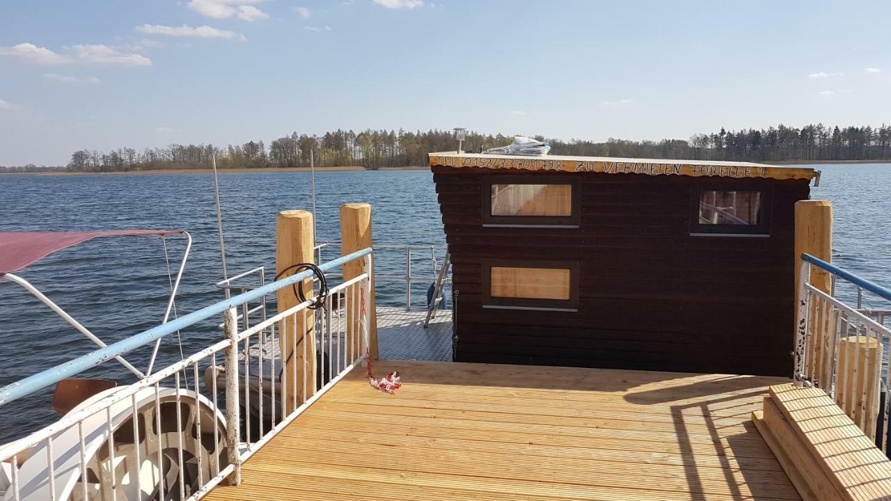 Hausboot Krakow Am See Forelle 1 Und 2 Dış mekan fotoğraf
